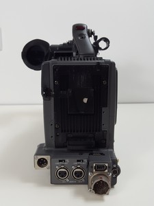 Thumbnail image of Sony DVCAM DSR500WSP Digital Camcorder w/ DXF-801CE Electronic View Finder