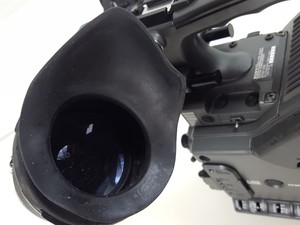 Thumbnail image of Sony DVCAM DSR500WSP Digital Camcorder w/ DXF-801CE Electronic View Finder