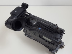 Thumbnail image of Sony DVCAM DSR500WSP Digital Camcorder w/ DXF-801CE Electronic View Finder