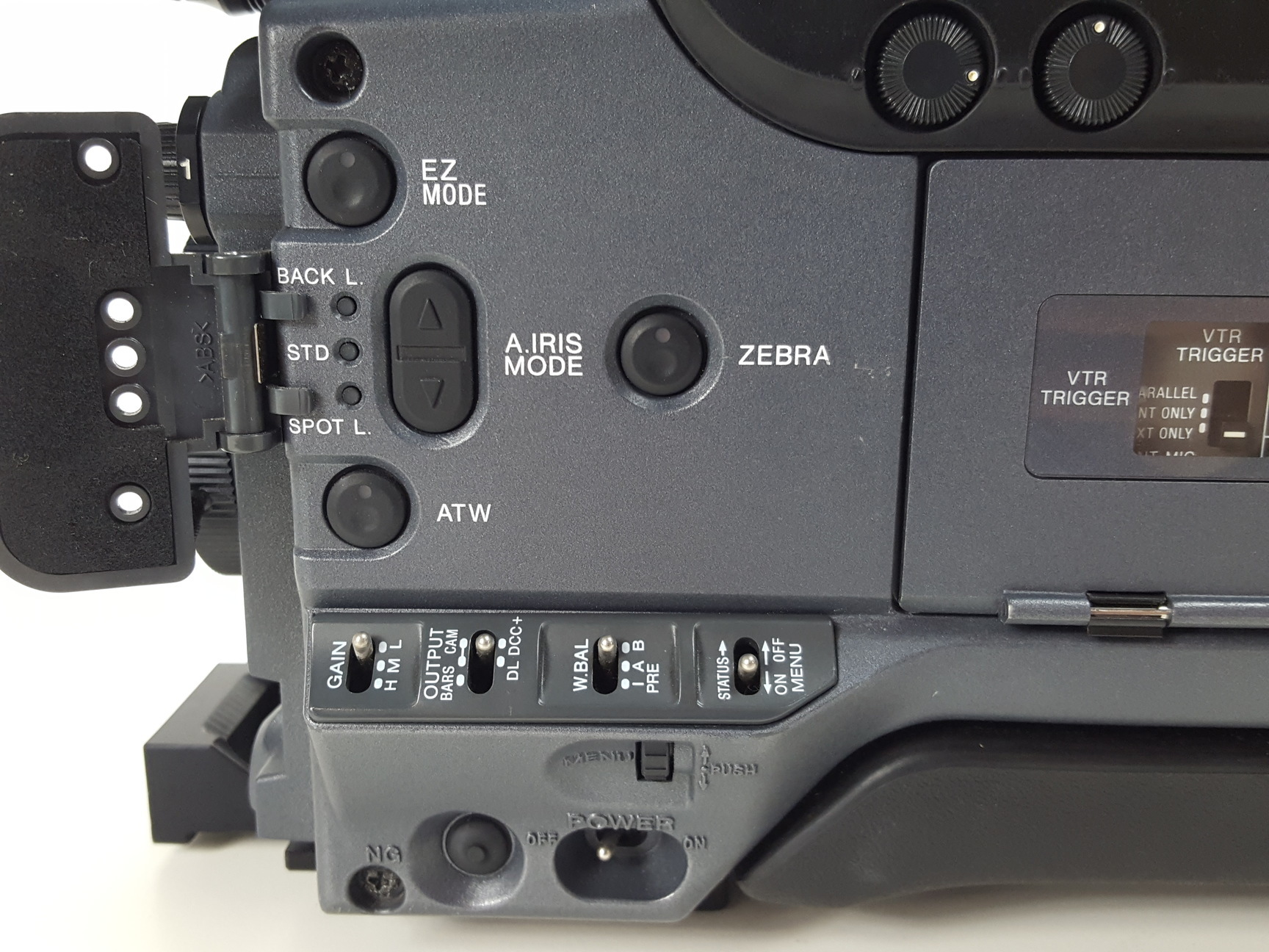 Image of Sony DSR-570WSP Digital Camcorder w/ DXP-801CE Electronic Viewfinder