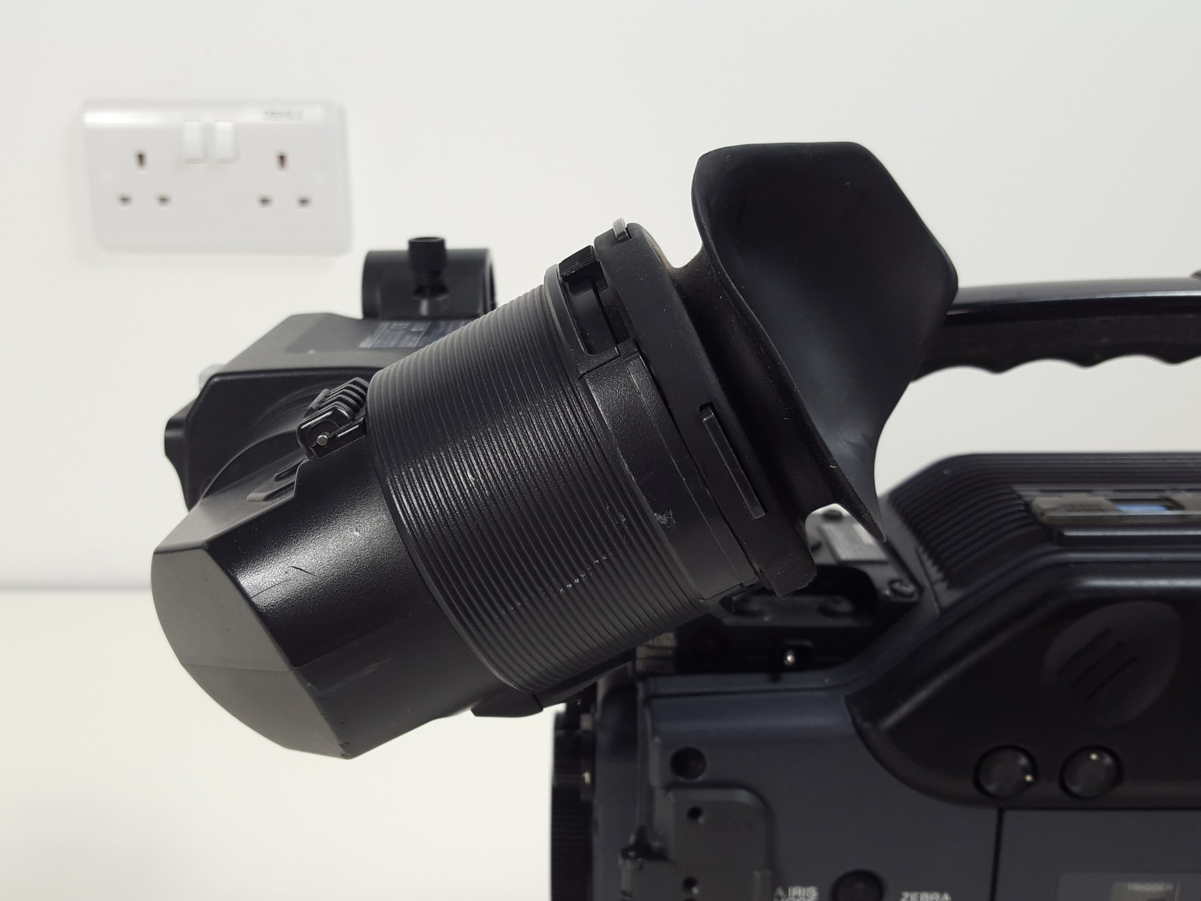 Image of Sony DSR-570WSP Digital Camcorder w/ DXP-801CE Electronic Viewfinder