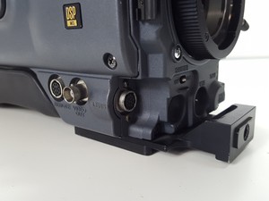 Thumbnail image of Sony DSR-570WSP Digital Camcorder w/ DXP-801CE Electronic Viewfinder