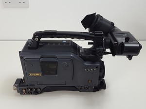 Thumbnail image of Sony DSR-570WSP Digital Camcorder w/ DXP-801CE Electronic Viewfinder