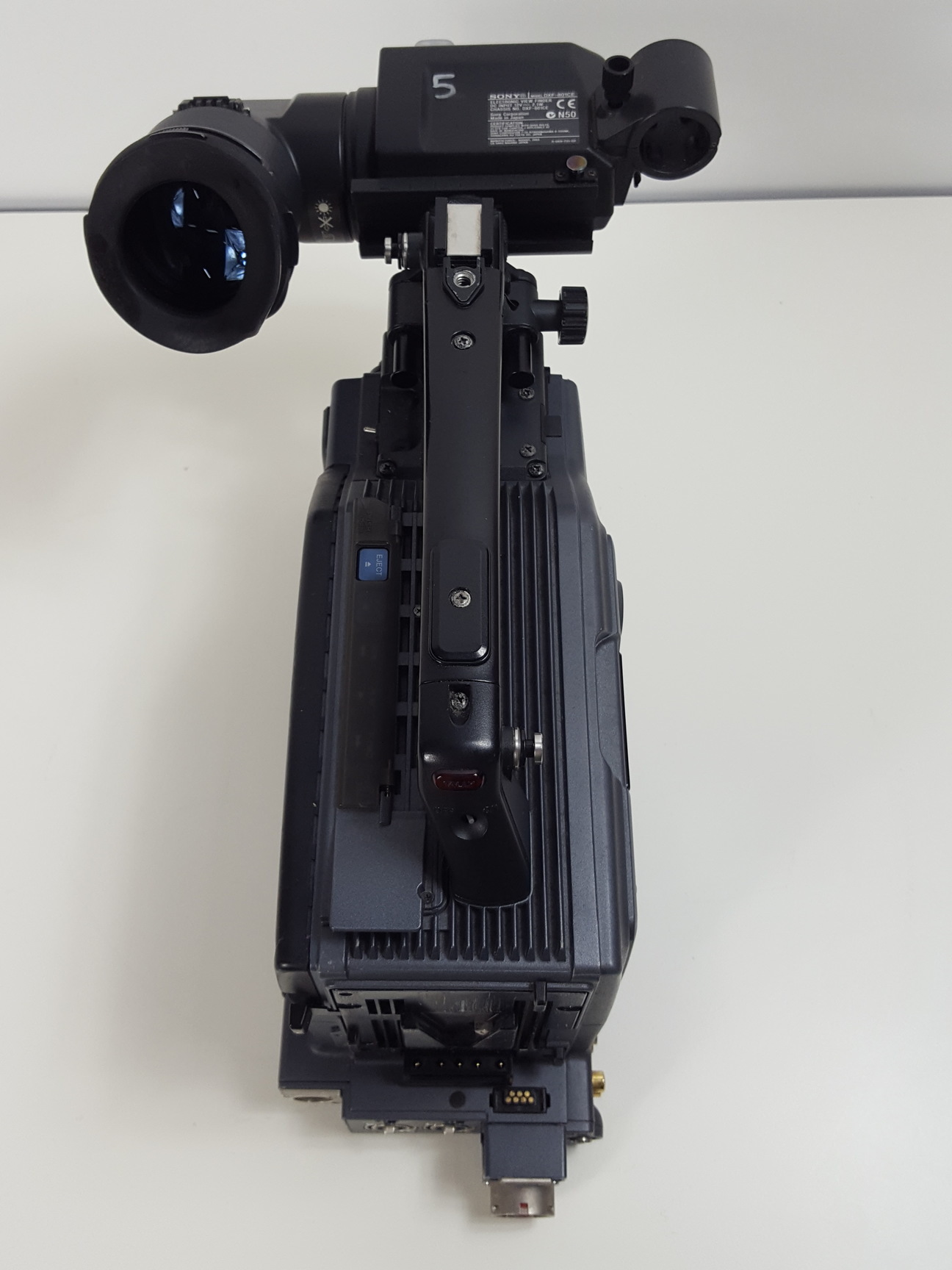 Image of Sony DSR-570WSP Digital Camcorder w/ DXP-801CE Electronic Viewfinder