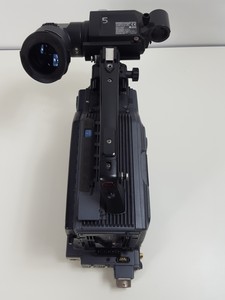 Thumbnail image of Sony DSR-570WSP Digital Camcorder w/ DXP-801CE Electronic Viewfinder