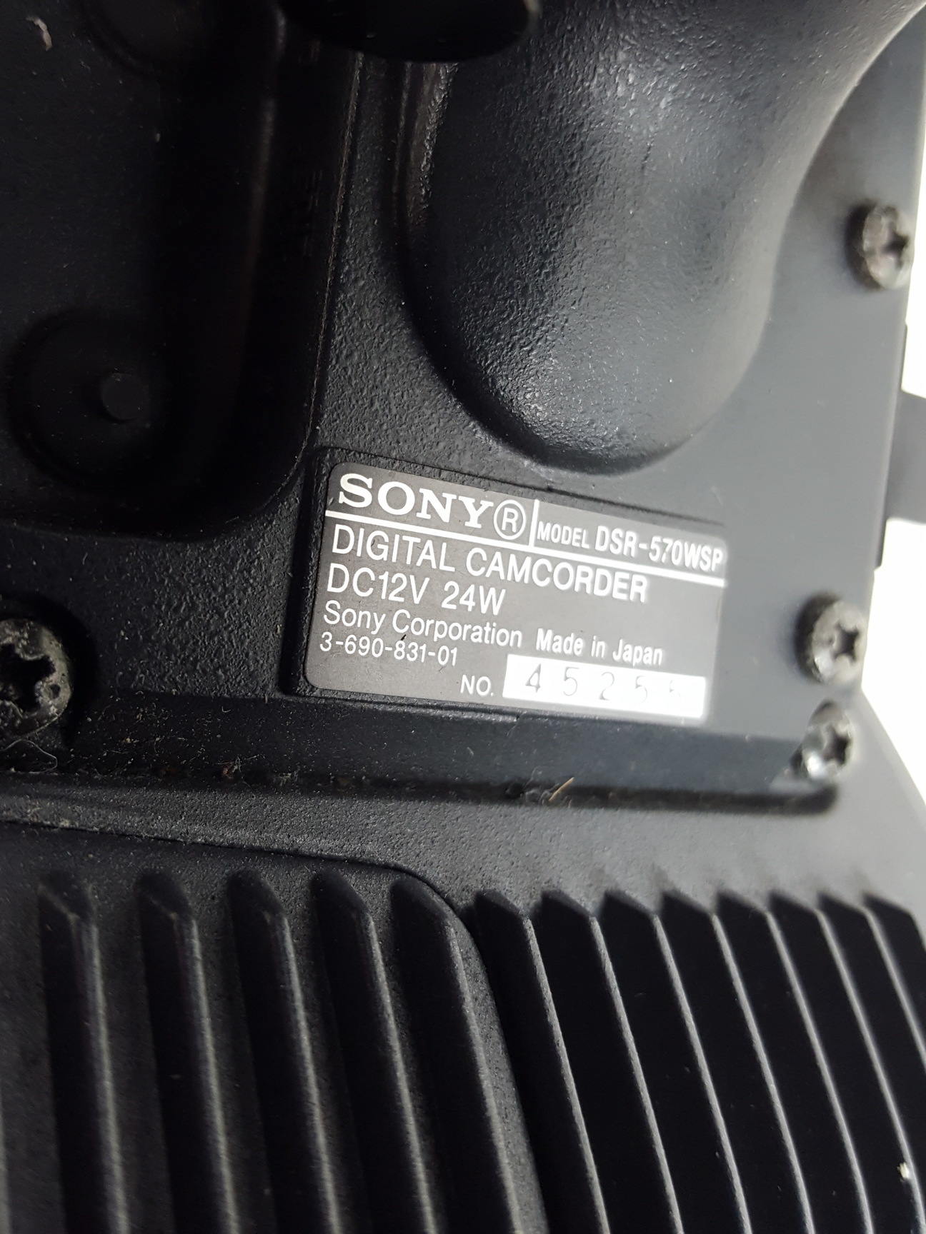 Image of Sony DSR-570WSP Digital Camcorder w/ DXP-801CE Electronic Viewfinder