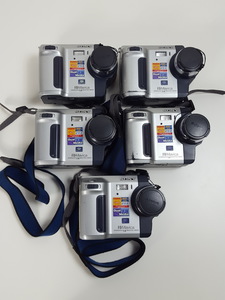Thumbnail image of 5 x Sony FD Mavica MVC-FD92 Digital Cameras