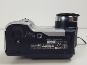 Thumbnail image of 5 x Sony FD Mavica MVC-FD92 Digital Cameras