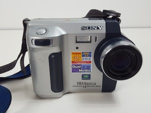 Thumbnail image of 5 x Sony FD Mavica MVC-FD92 Digital Cameras