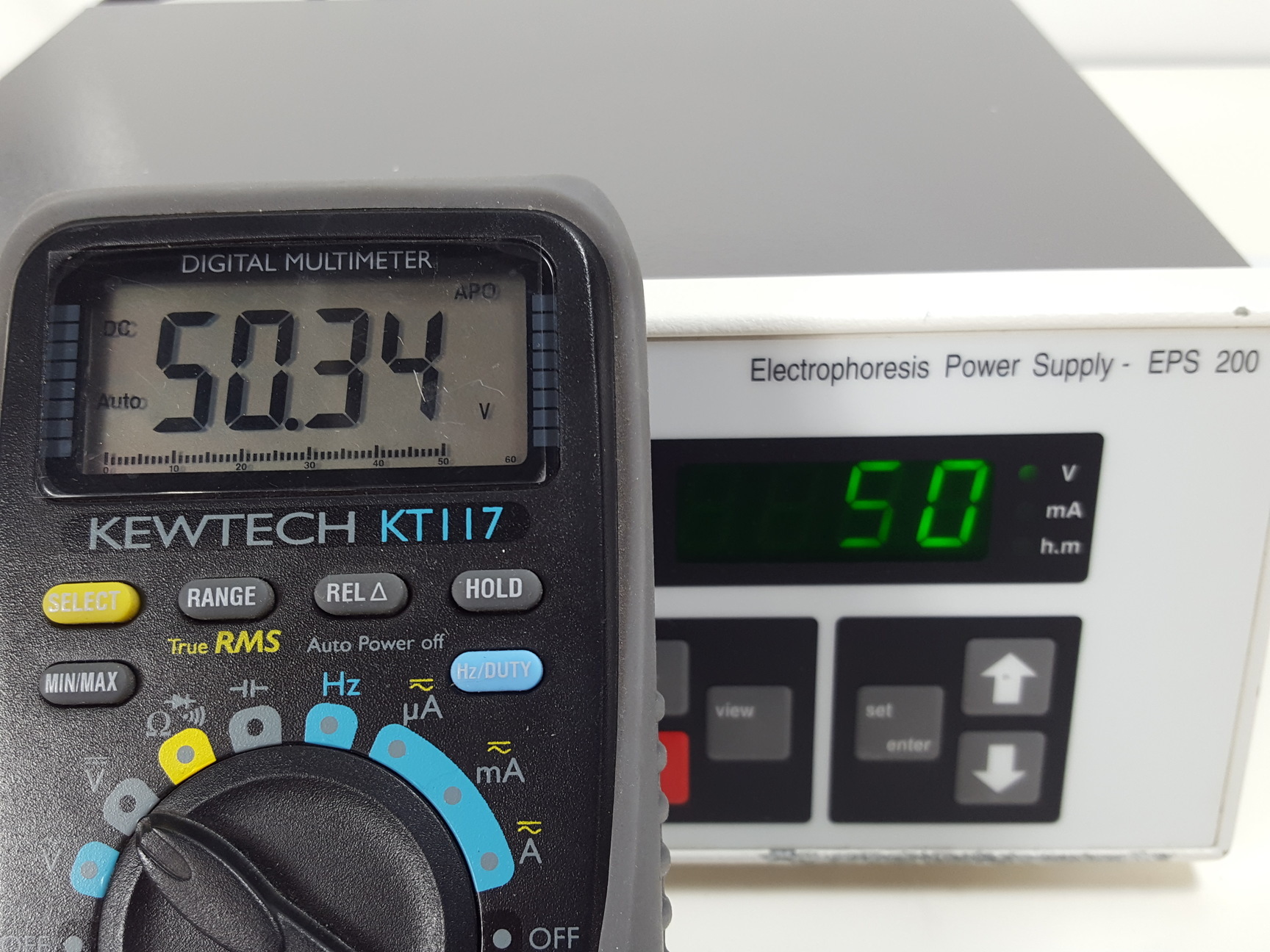 Image of Pharmacia Biotech EPS200 Electrophoresis Power Supply Lab