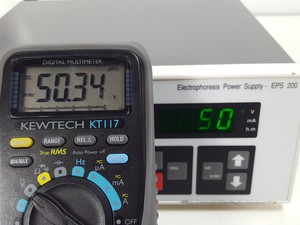 Thumbnail image of Pharmacia Biotech EPS200 Electrophoresis Power Supply Lab
