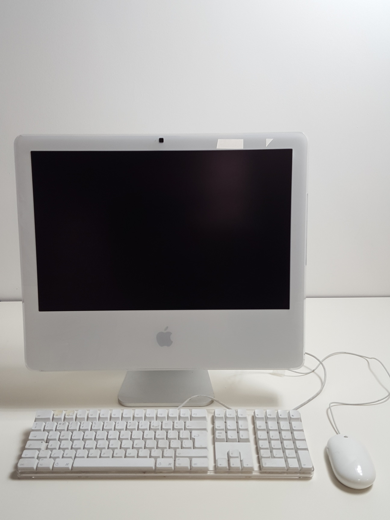 Image of Apple iMac 20" Core 2 Duo 2.33ghz