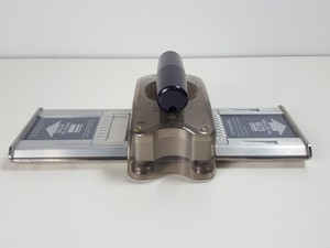 Thumbnail image of Applied Biosystems Taqman Fluidic Card Sealer 4331770 Lab for PCR