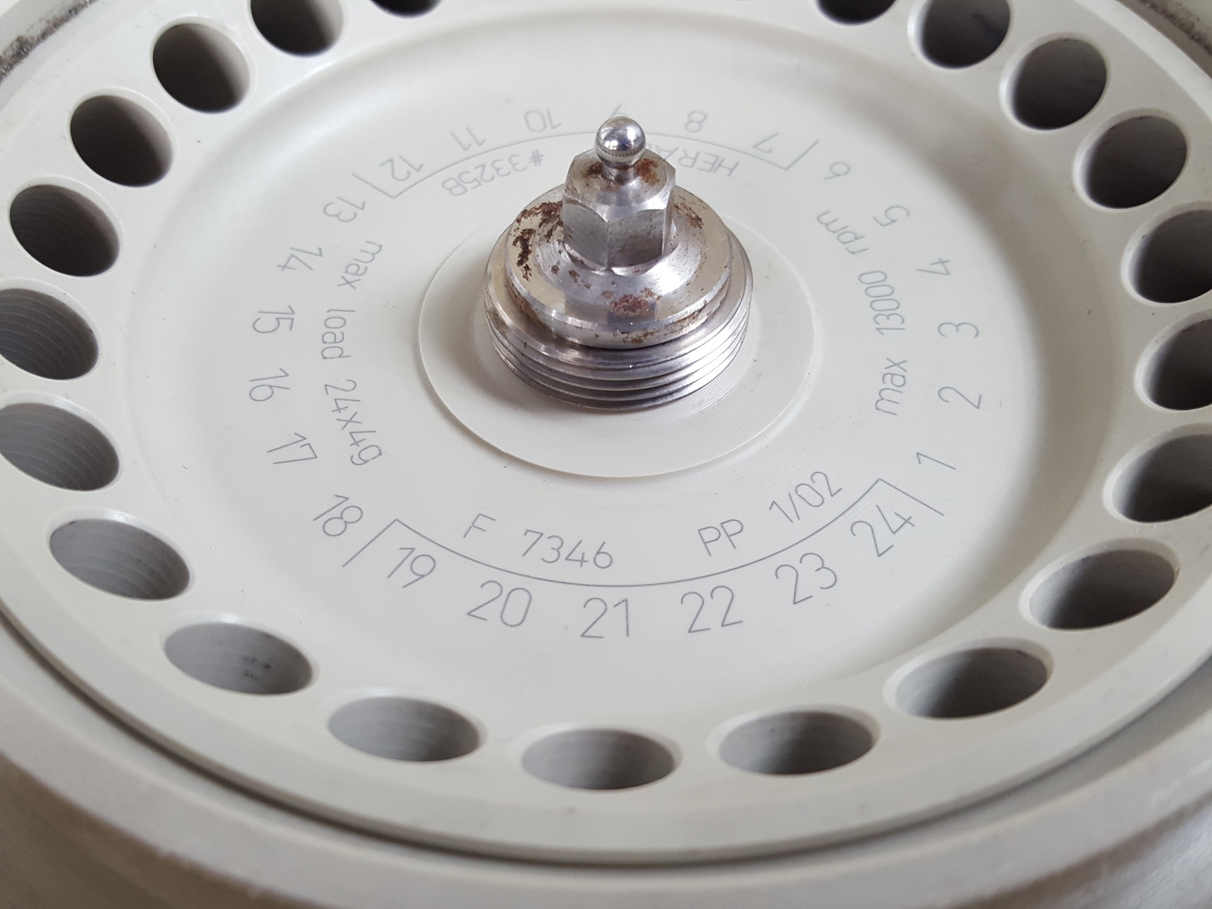 Image of Heraeus Biofuge Pico Laboratory Centrifuge +24 Tube #3325B 13000Rpm Rotor Lab