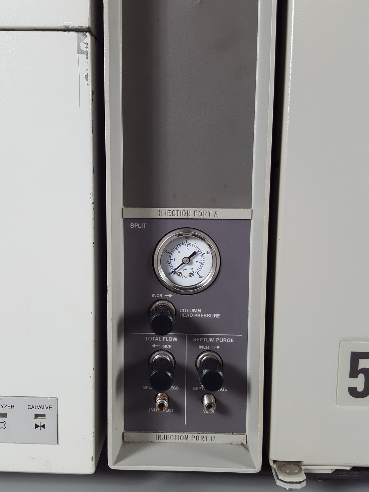 Image of HP 5890 5890A Series II 2 GC Gas Chromatograph System + 5972 MSD & Chemstation