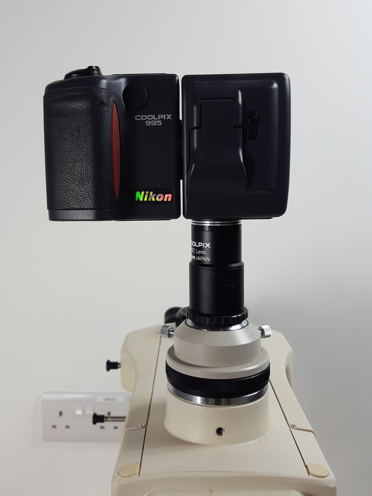 Image of Nikon Microphot-SA Microscope w/ 6 Objectives - M Plan, Vickers DIN, Zeiss ph2 