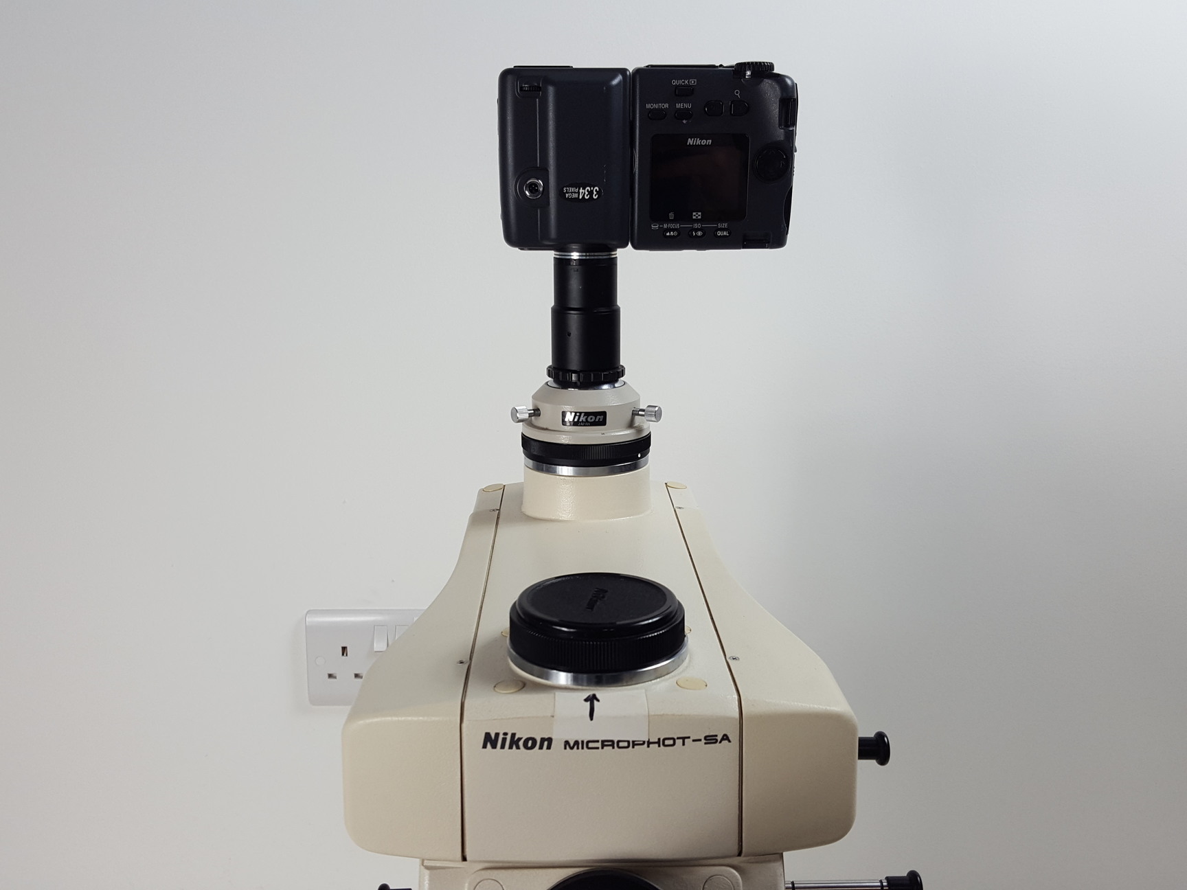 Image of Nikon Microphot-SA Microscope w/ 6 Objectives - M Plan, Vickers DIN, Zeiss ph2 