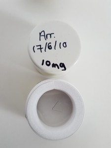 Thumbnail image of Set of 4 Mettler Toledo Calibration Weights - 10mg 100mg 1g 20g Lab