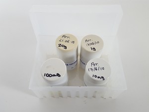 Thumbnail image of Set of 4 Mettler Toledo Calibration Weights - 10mg 100mg 1g 20g Lab