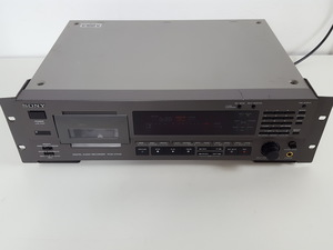 Thumbnail image of Sony Digital Audio DAT Recorder Model PCM-2700A
