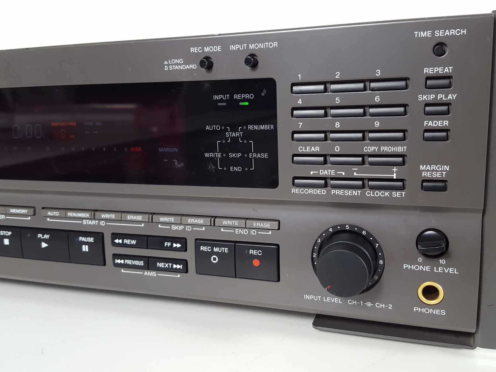 Image of Sony Digital Audio DAT Recorder Model PCM-2700A