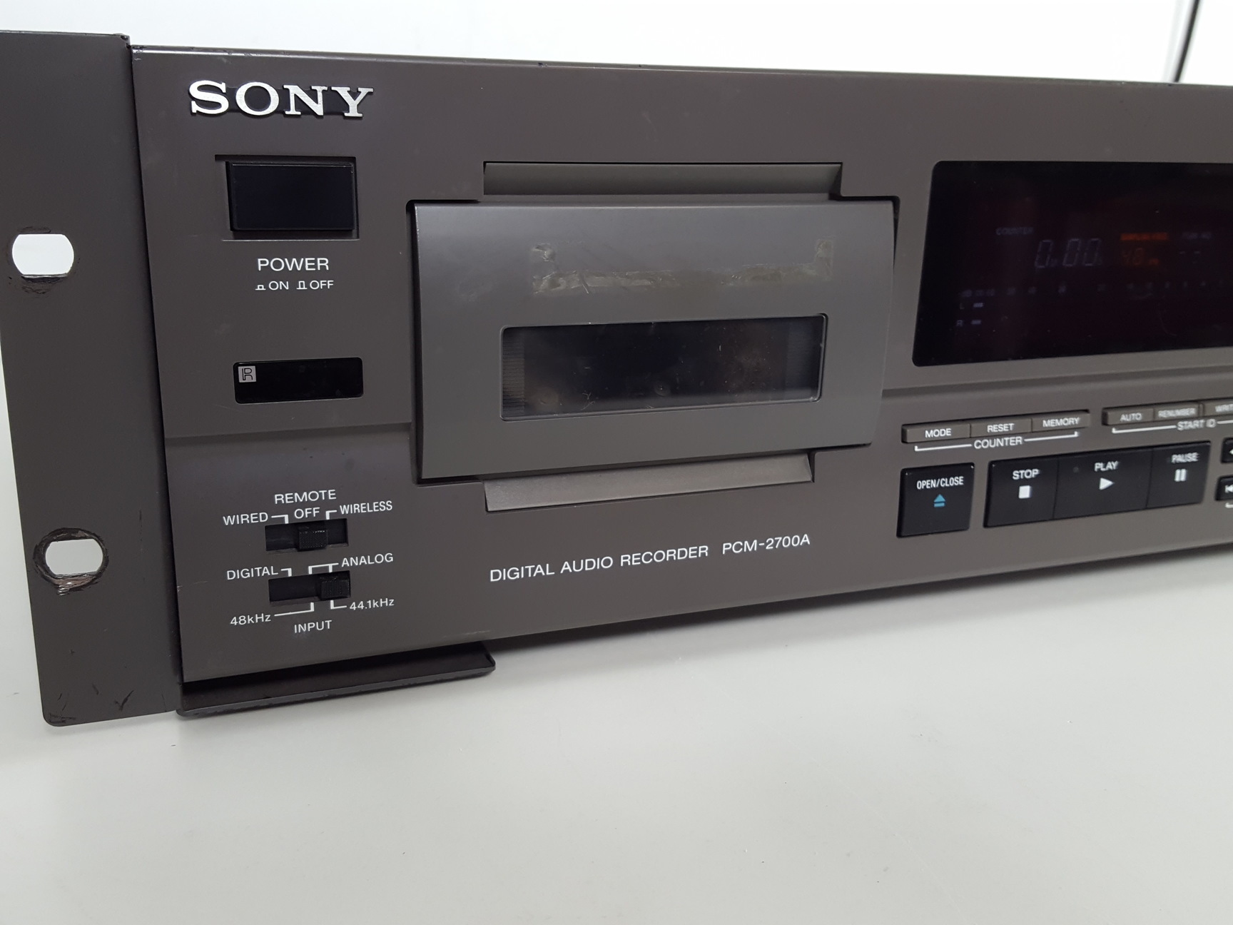 Image of Sony Digital Audio DAT Recorder Model PCM-2700A