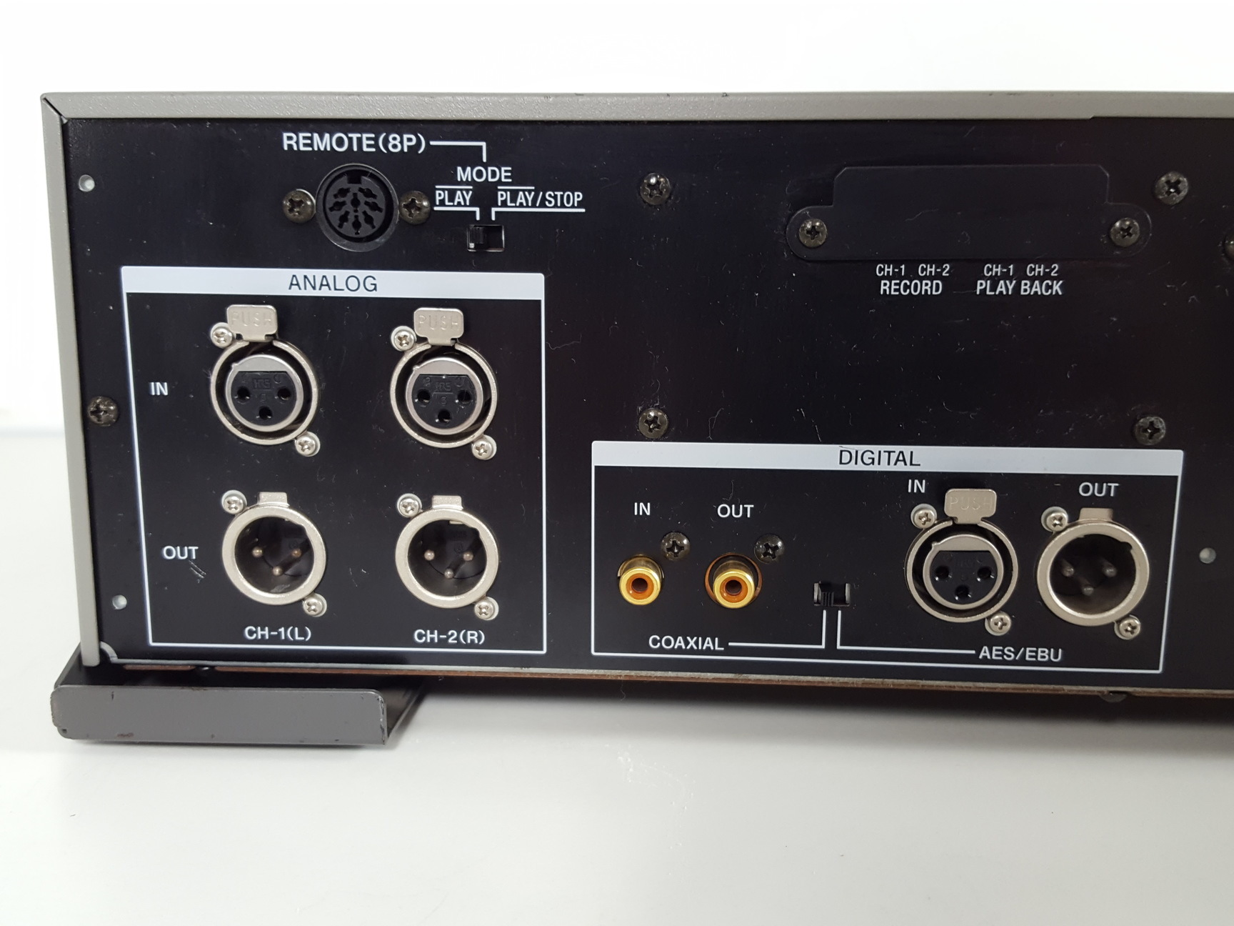 Image of Sony Digital Audio DAT Recorder Model PCM-2700A