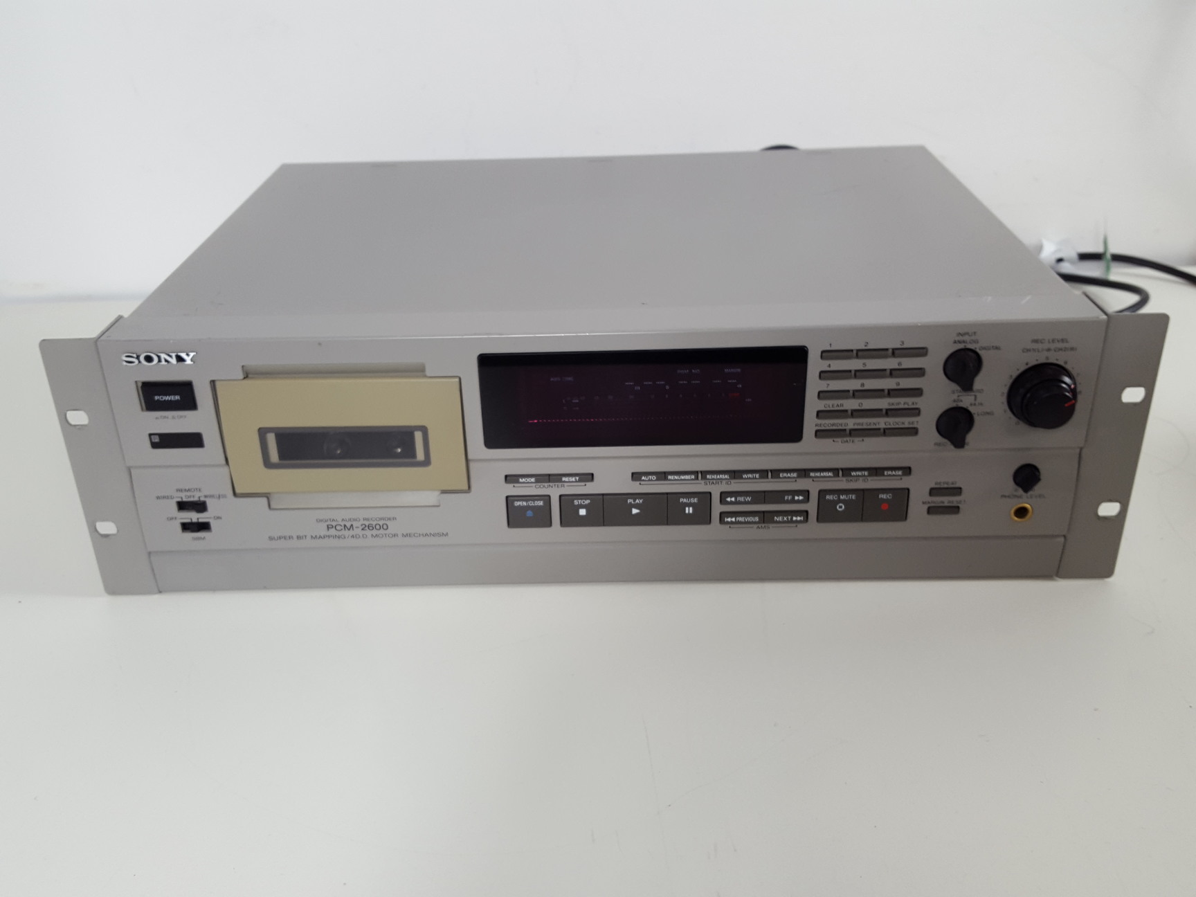 Sony PCM2600 Digital Audio Tape (DAT) Recorder 2Channel Stereo