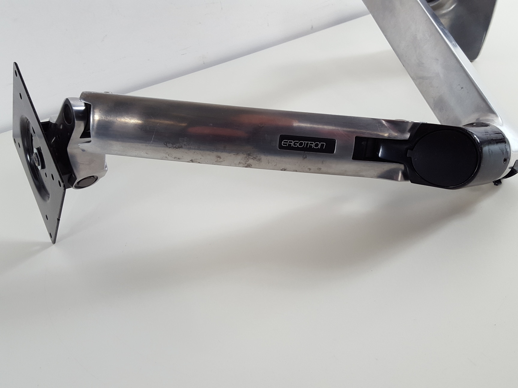 Image of Ergotron LX Desk Monitor Arm 