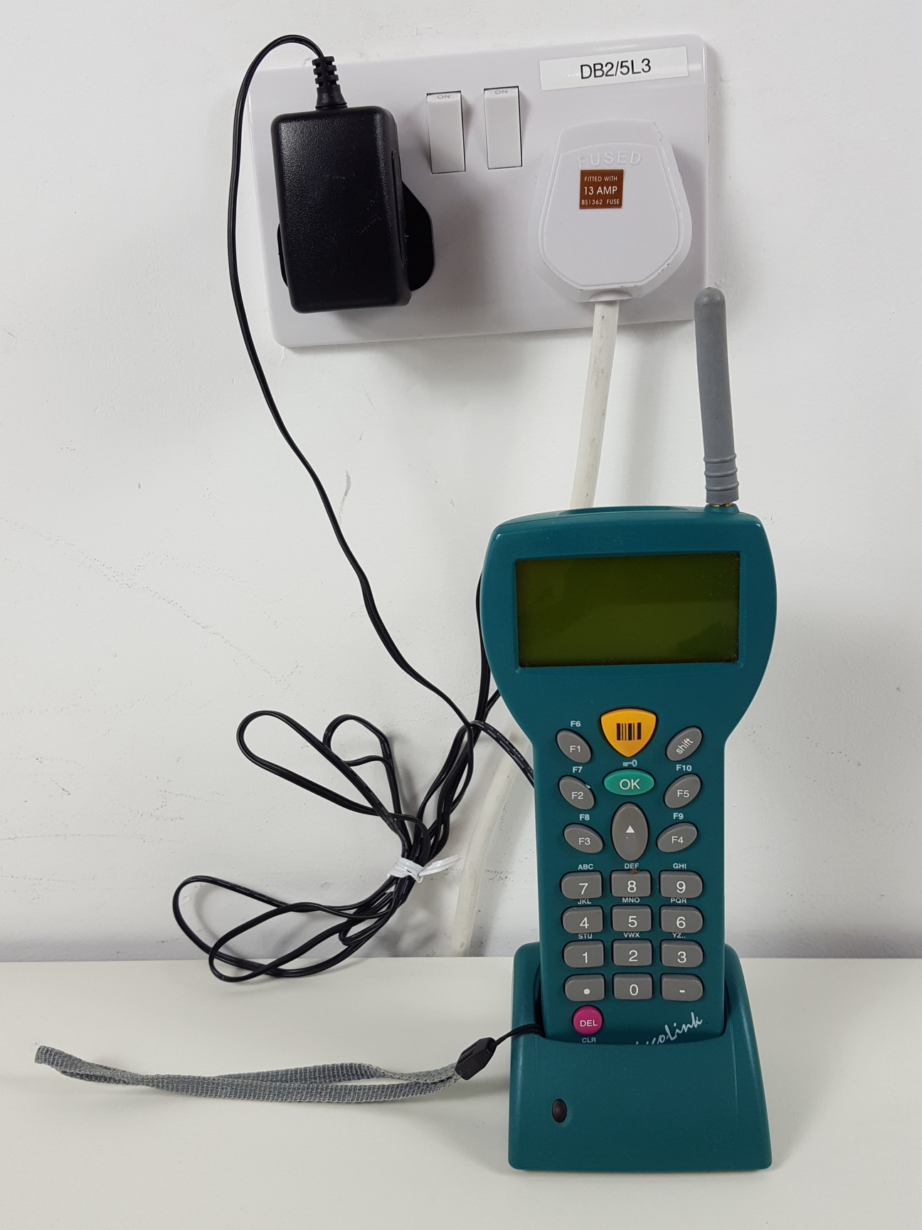 Image of Nordic ID Piccolink RF600 Laser Barcode Scanner & Charging Station Lab
