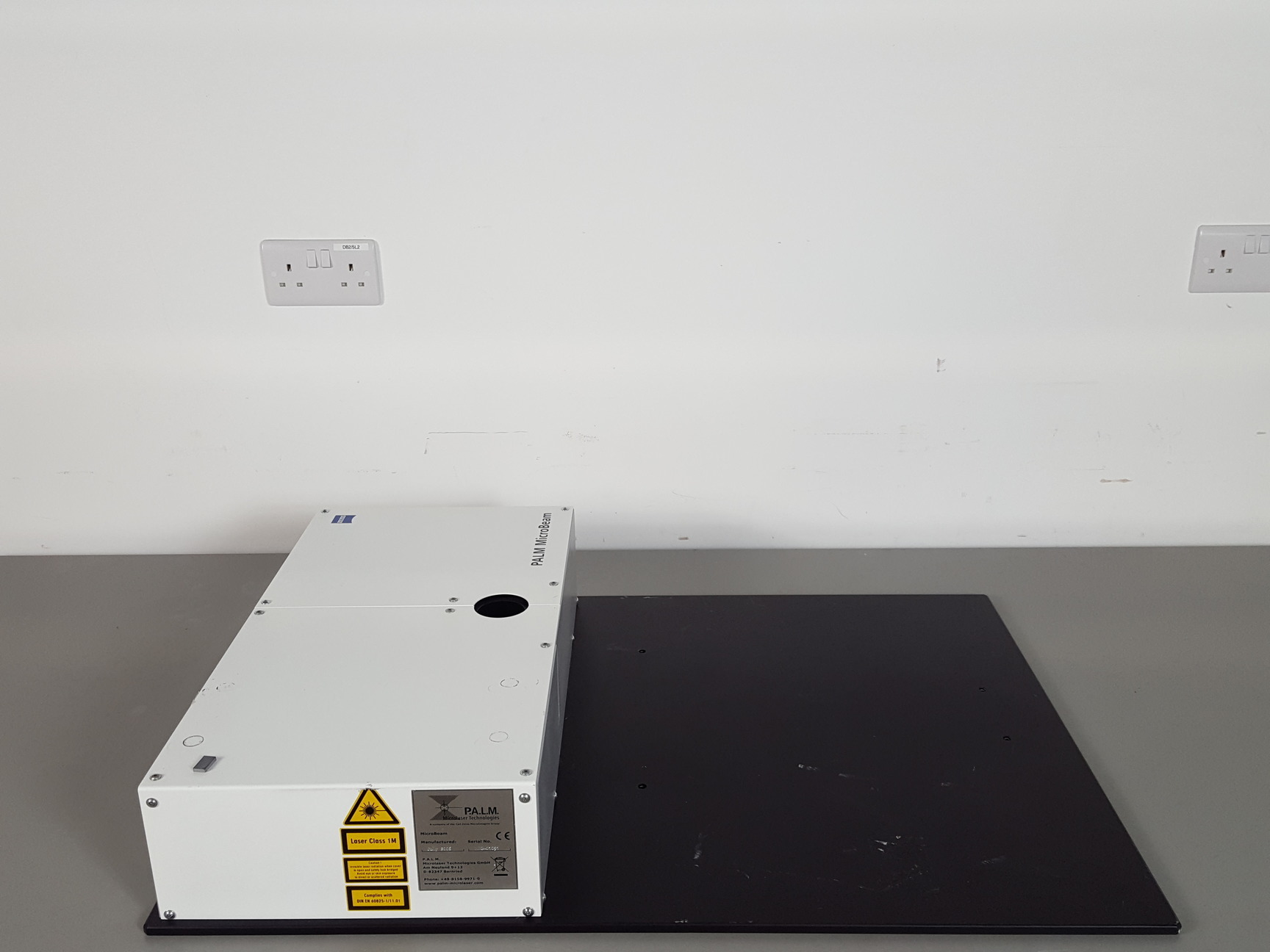 Image of PALM Laser Microscope Microlaser Microbeam Capture Zeiss Axiovert 200M P.A.L.M