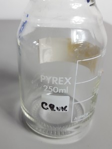Thumbnail image of 159 x 250ml Laboratory Duran Bottles - Schott, Pyrex, Fisher, Simax, Boro Lab