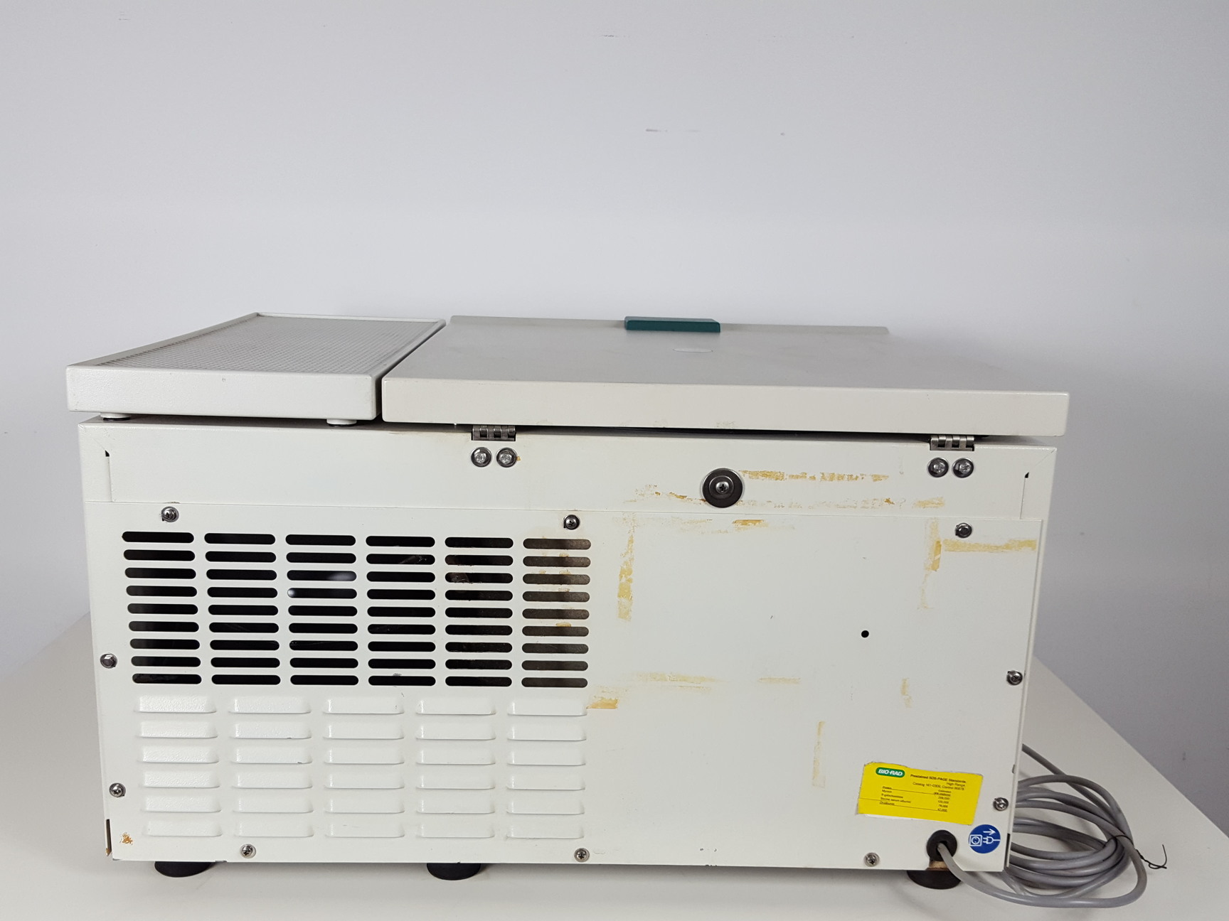 Image of Heraeus Megafuge 2.0R Lab Centrifuge with 4 x 500ml 4100 Swing Arm Rotor