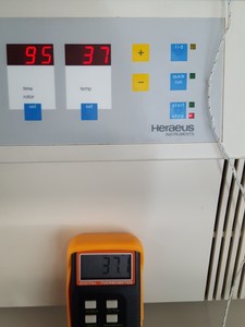 Thumbnail image of Heraeus Megafuge 2.0R Lab Centrifuge with 4 x 500ml 4100 Swing Arm Rotor