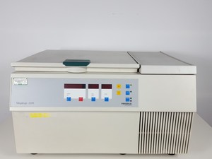 Thumbnail image of Heraeus Megafuge 2.0R Lab Centrifuge with 4 x 500ml 4100 Swing Arm Rotor