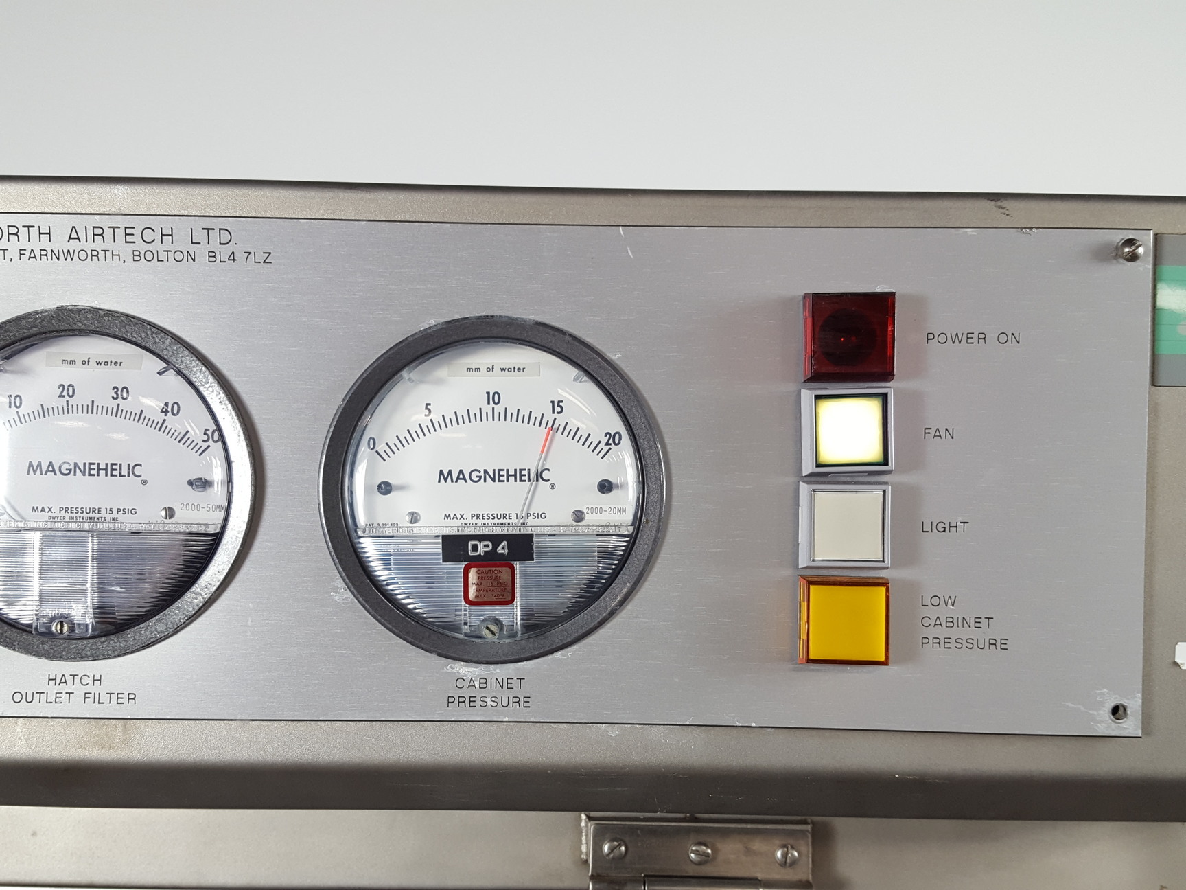 Image of Howorth Airtech Isolator Laboratory Glovebox Lab