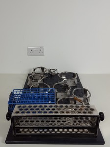 Thumbnail image of Lab Incubator Shaking/Shaker Plate with Accessories 76cm L x 46cm W