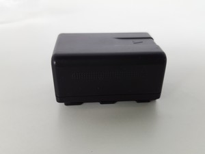 Thumbnail image of  3 x Panasonic Camcorder Battery Packs 2 x VW-VBT190 & 1 x VW-VBT380