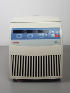 Thumbnail image of Thermo Scientific Heraeus Fresco 17 Benchtop Centrifuge Lab