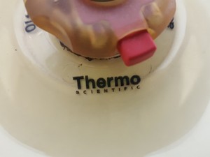 Thumbnail image of Thermo Scientific Heraeus Fresco 17 Benchtop Centrifuge Lab