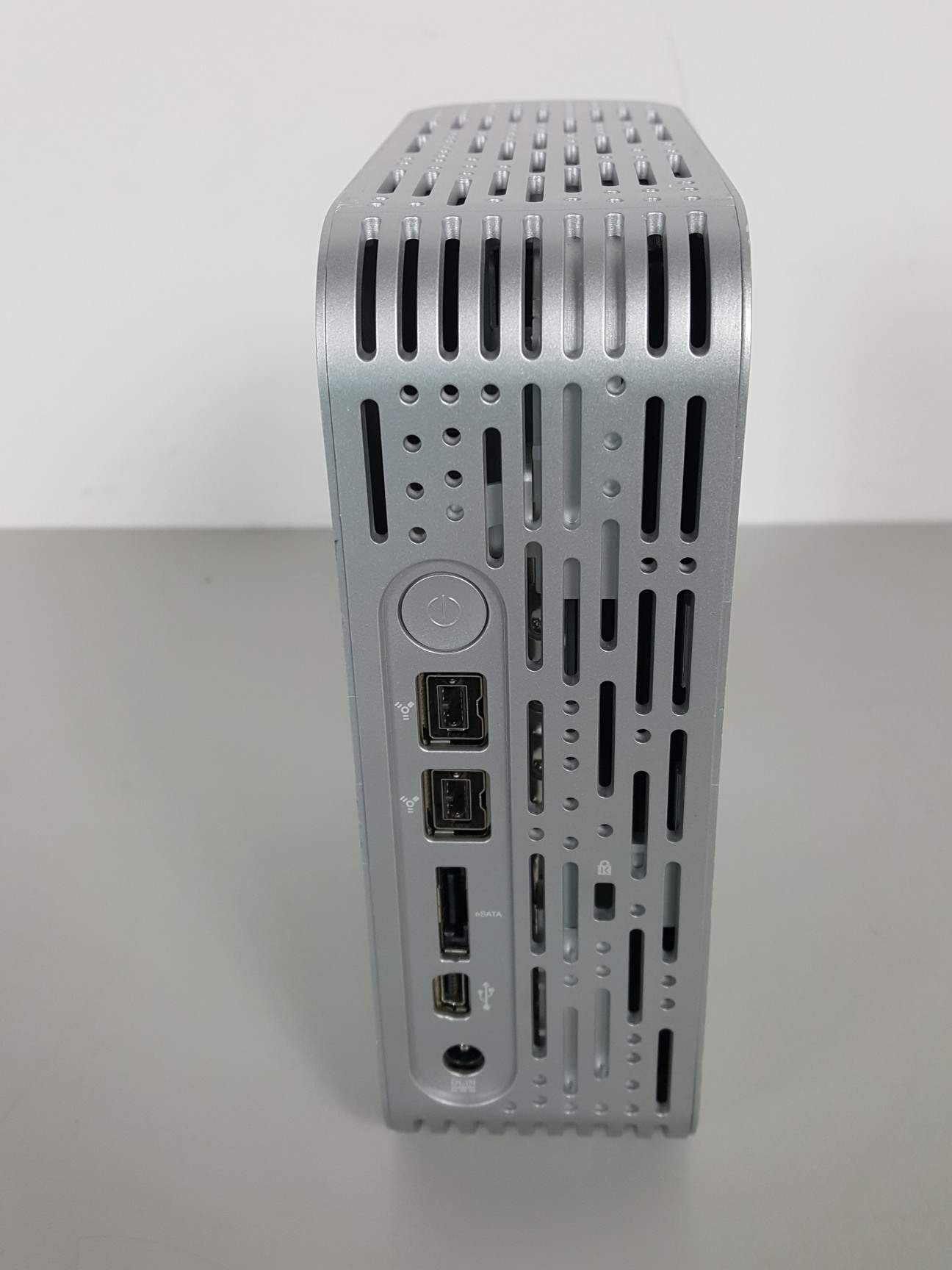 Image of Western Digital 1TB External Hard Drive PN - WD10000H1 Q-00