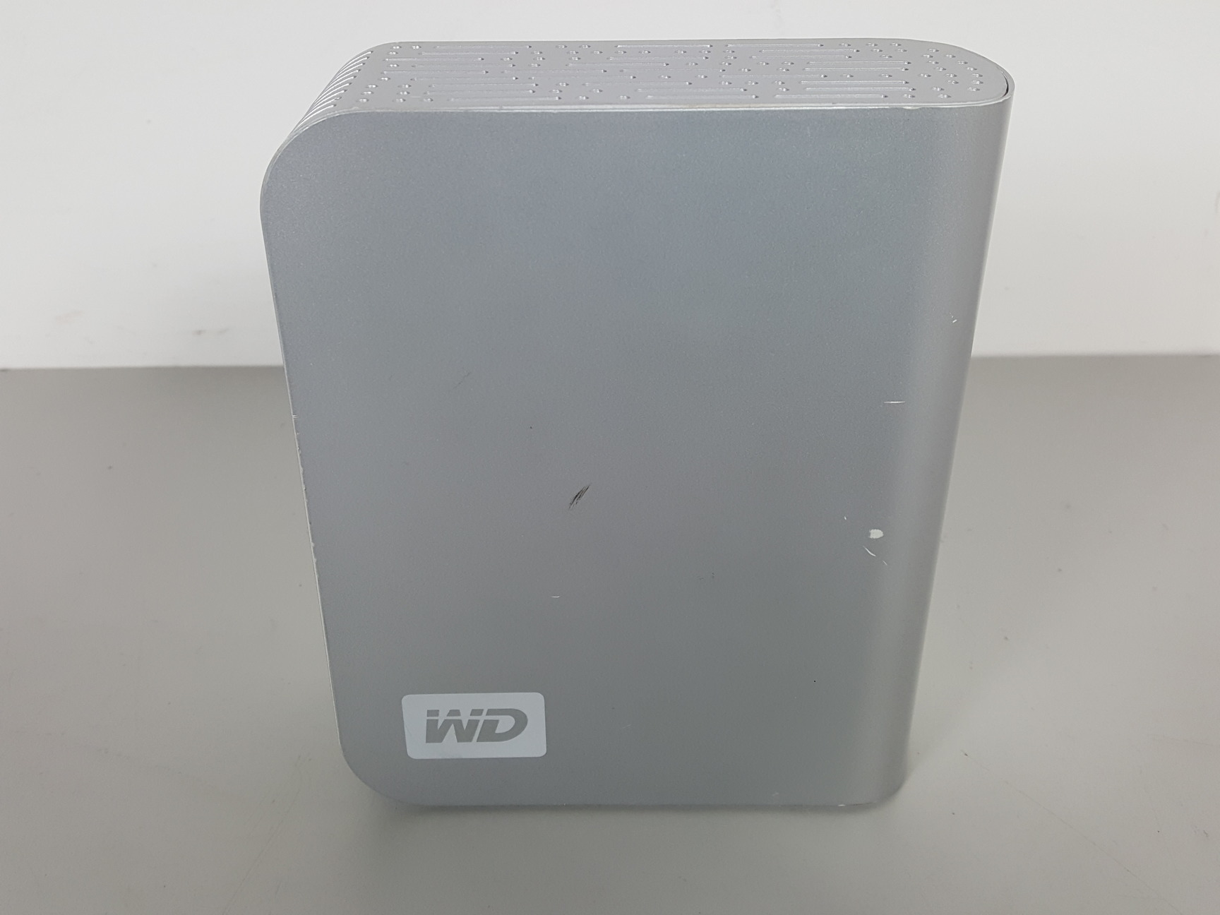 Image of Western Digital 1TB External Hard Drive PN - WD10000H1 Q-00