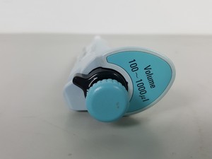 Thumbnail image of 2 x Nichiryo Nichipet EX Pipettes Volume 100 - 1000μL Lab