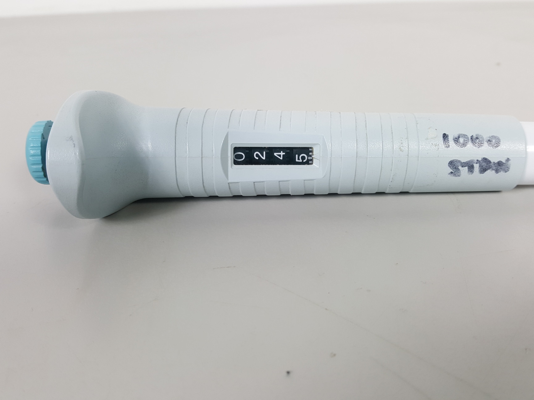 Image of 2 x Nichiryo Nichipet EX Pipettes Volume 100 - 1000μL Lab