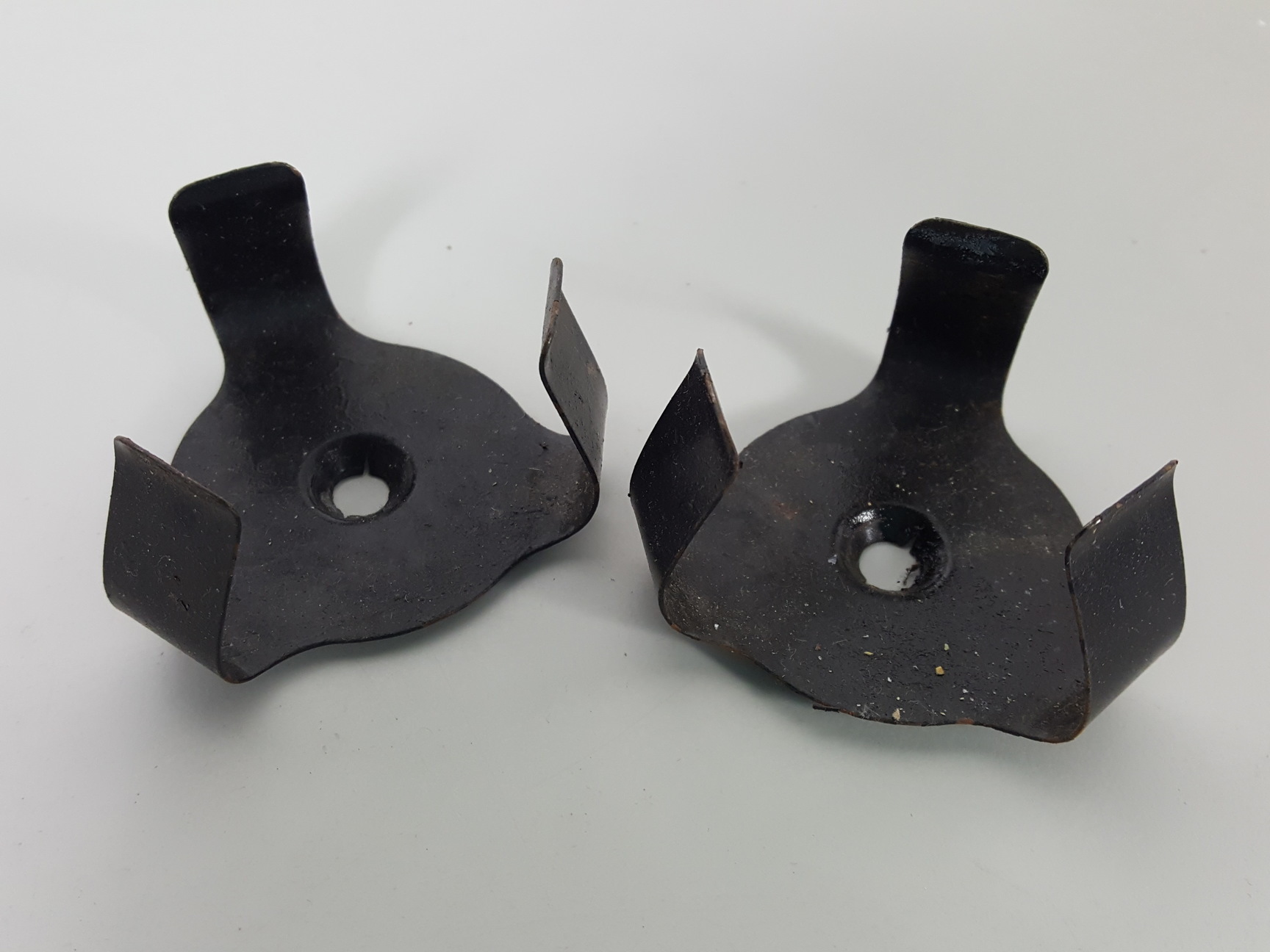Image of Job Lot Shaking Incubator Flask Holder Clamps & Clips, Orbital Lab HT2