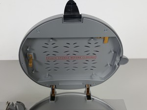 Thumbnail image of Invitrogen iBlot Gel Transfer Device / Western Blot Module Lab