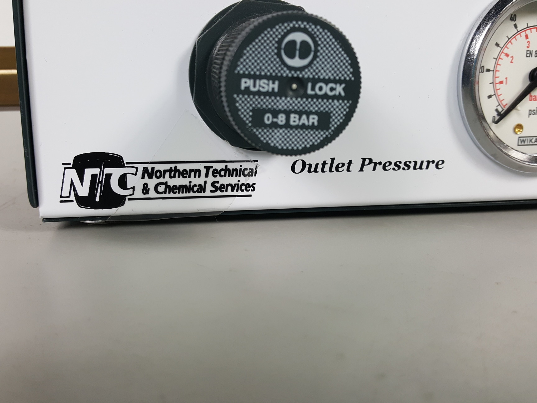 Image of NTC Pneuchange Automatic Gas Cylinder Change Over Unit PC100 Lab