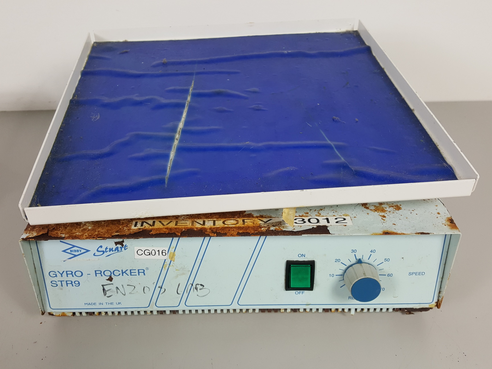 Stuart Scientific Gyro Platform Rocker Model STR9 Lab