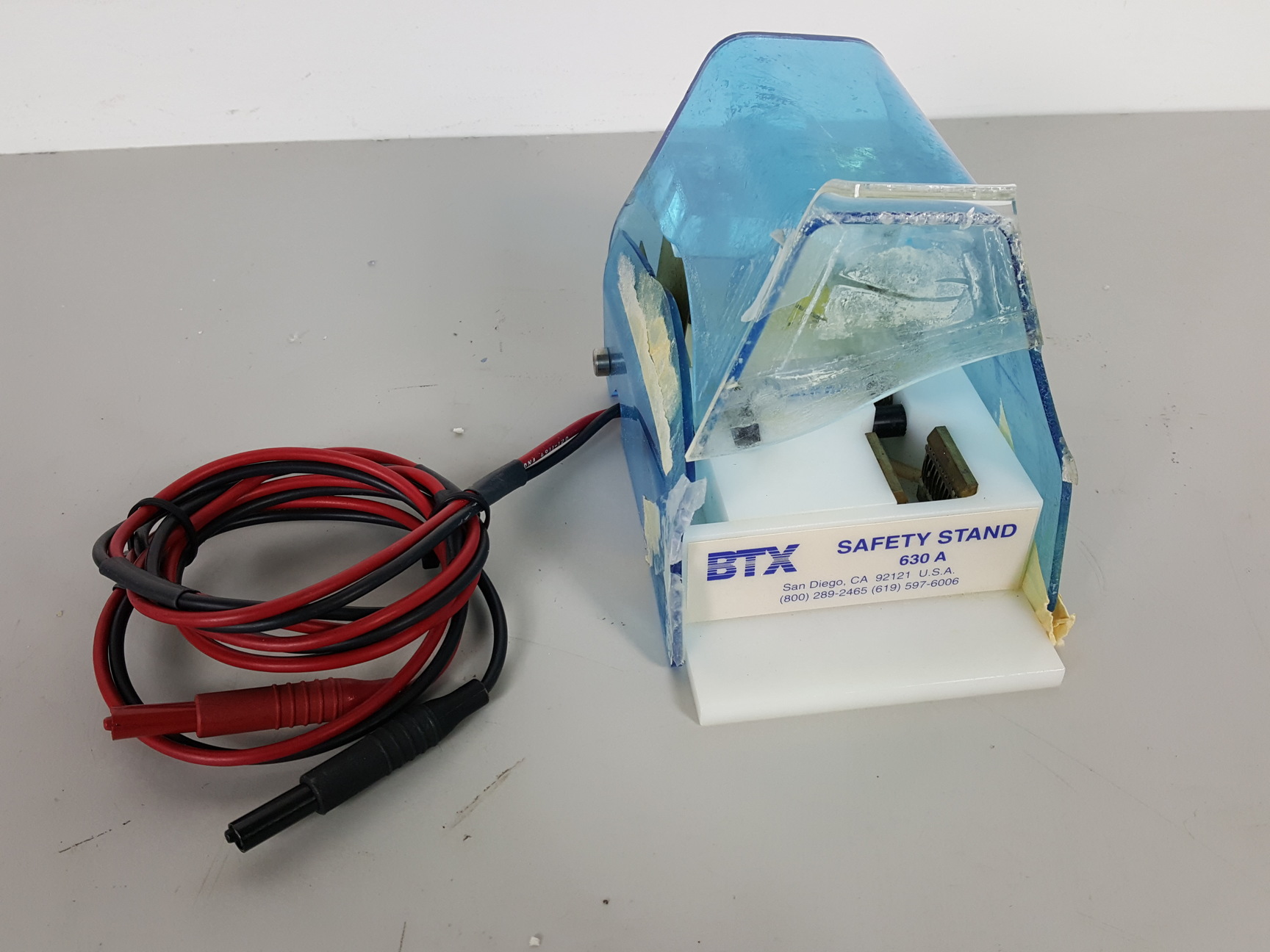 Image of BTX Safety Stand for Cuvette and Chambers 630 A Lab Spares or Repairs