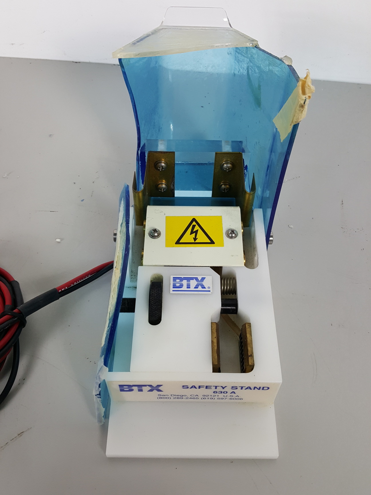 Image of BTX Safety Stand for Cuvette and Chambers 630 A Lab Spares or Repairs